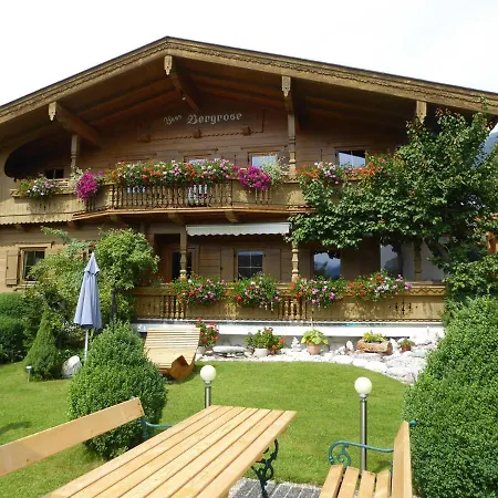 Bergrose * Hopfgarten im Brixental