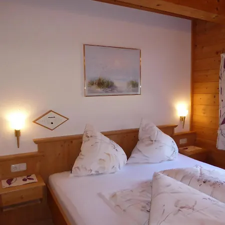 Bergrose * 布里克森谷地霍普夫加尔滕